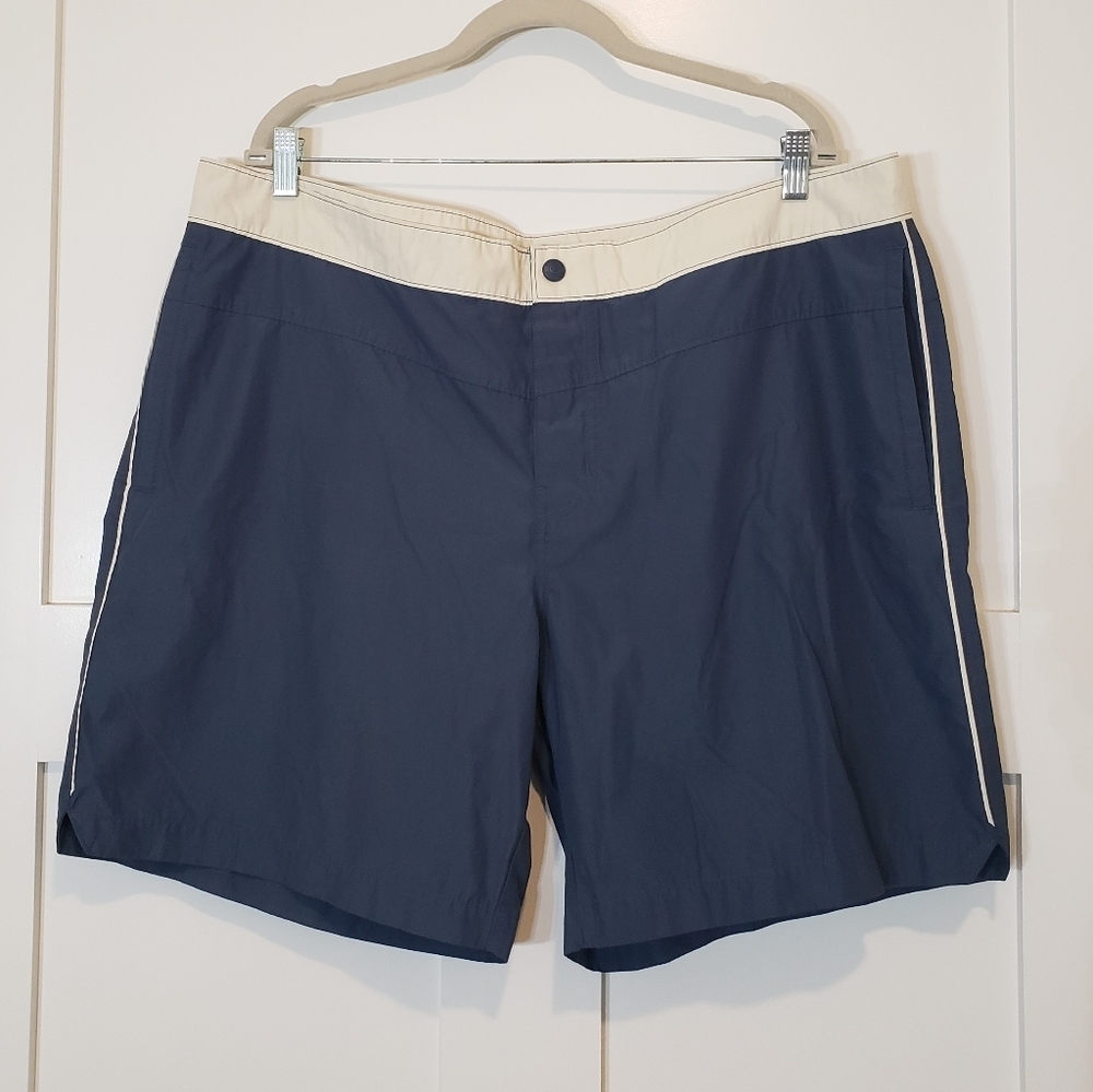 Columbia Size 42 Lakedale Cove Relaxed Shorts Omni-Shield Blue Ivory Relaxed Fit